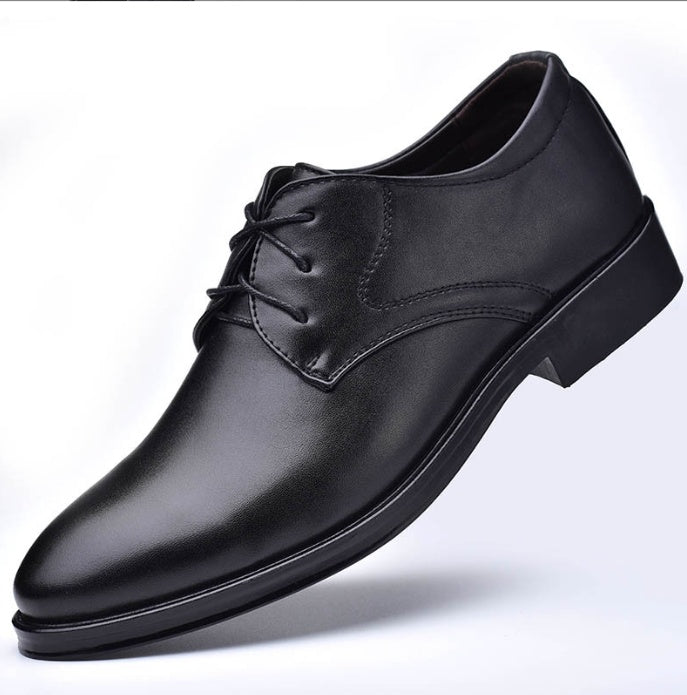 Zapatos negros con punta puntiaguda para hombre